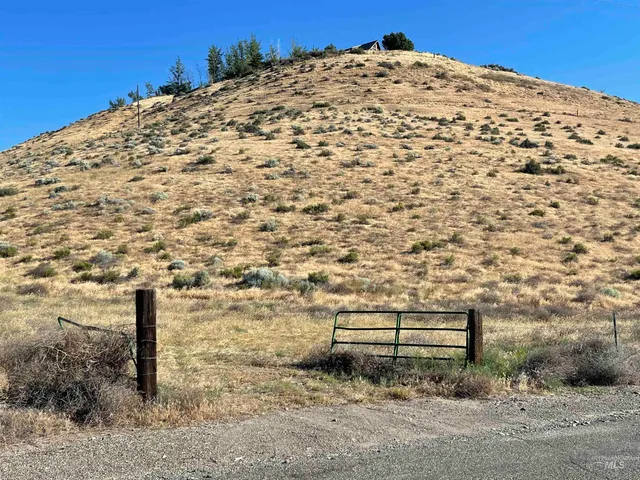 $150,000 | T B D Foothill Drive, Ontario, OR 97914