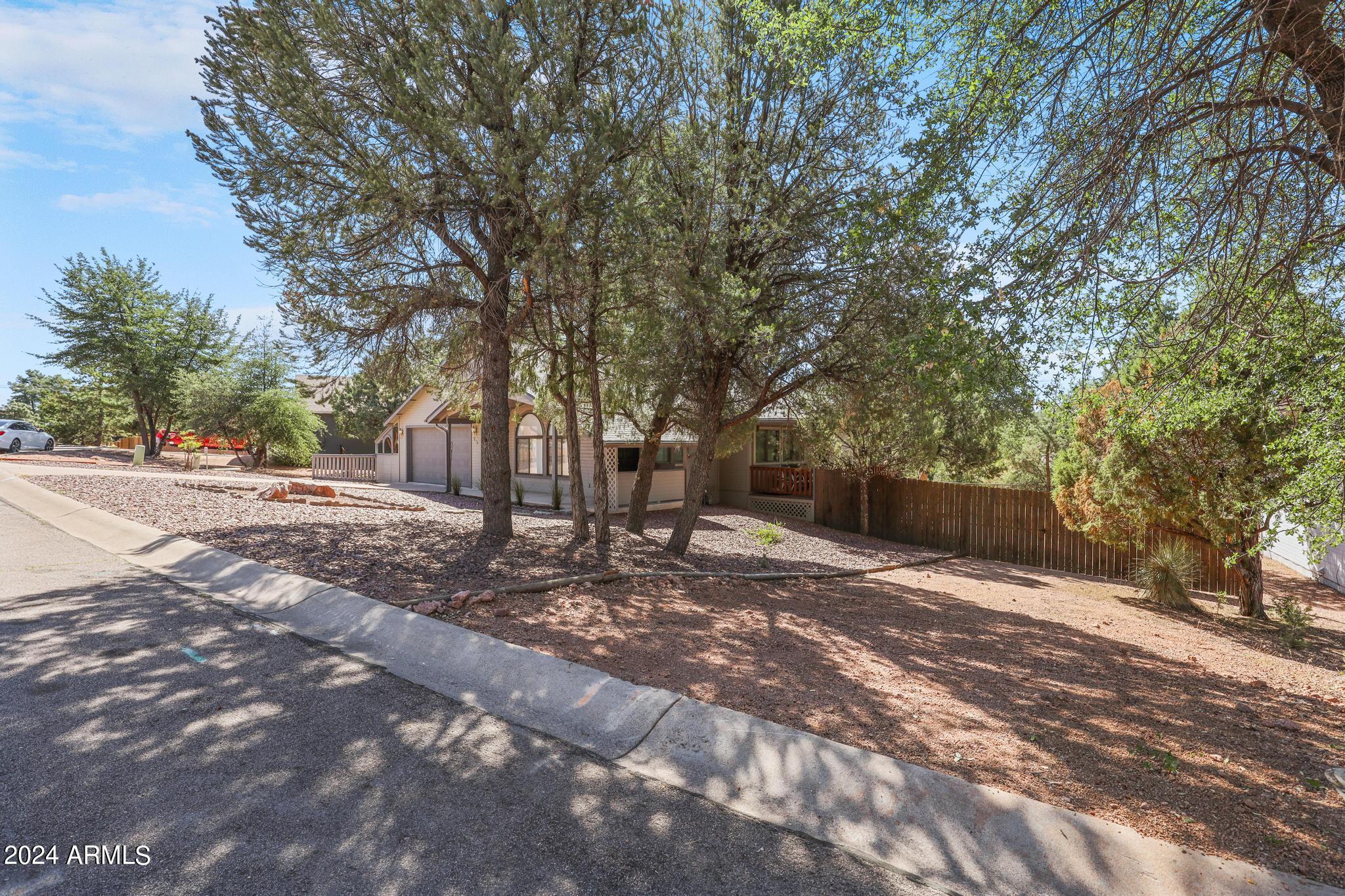 805 West Overland Road Payson, AZ 85541 - Photo 2 of 22 2