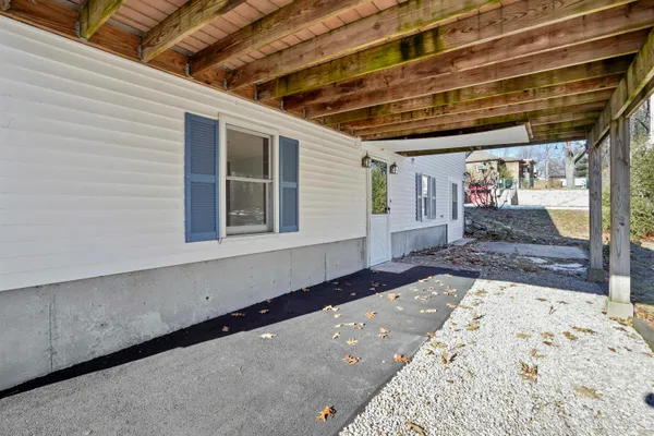 $1,950 | 103 Portsmouth Avenue, Manchester, NH 03109