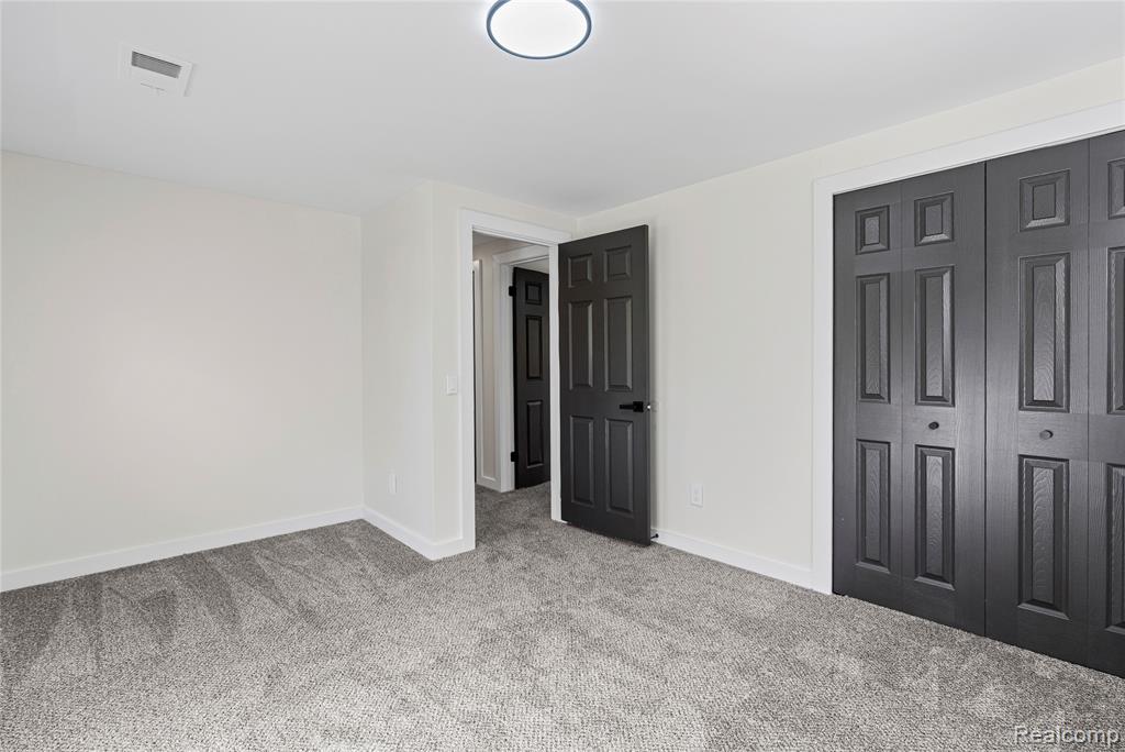 1460 West Silverbell Road Lake Orion, MI 48359 - Photo 54 of 69