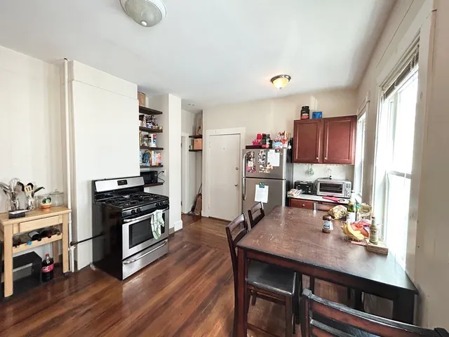 $2,700 | 74 Romsey Street, Unit 2, Boston, MA 02125