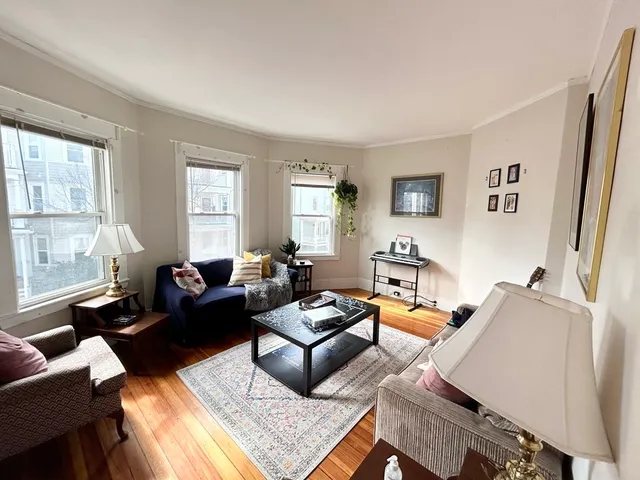 $2,700 | 74 Romsey Street, Unit 2, Boston, MA 02125