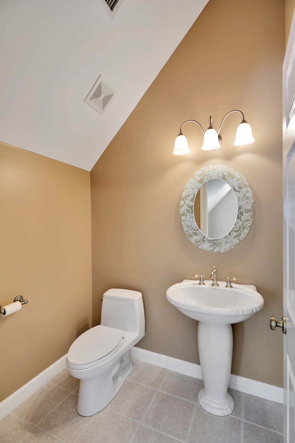 358 Spring Valley Drive Cottontown, TN 37048 - Photo 34 of 67 a bathroom with a sink toilet and a mirror