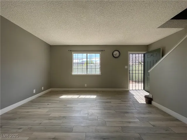 $1,250 | 7086 Burcot Avenue, Unit H8, Las Vegas, NV 89156