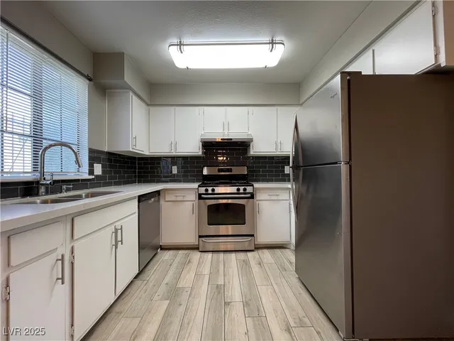 $1,250 | 7086 Burcot Avenue, Unit H8, Las Vegas, NV 89156