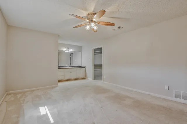 $259,950 | 5437 45th Street, Lubbock, TX 79414