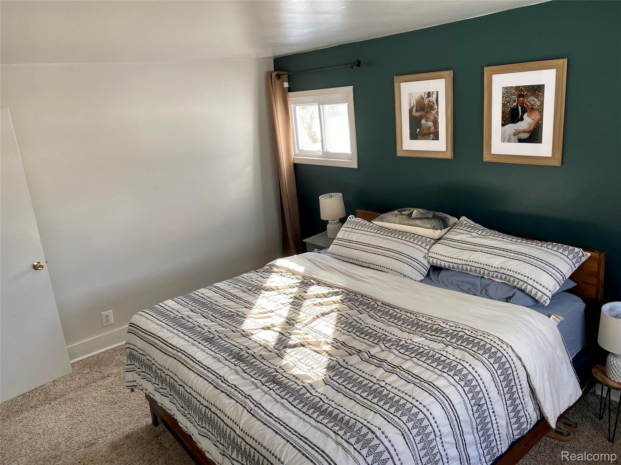 1826 Hadley Road Lapeer, MI 48446 - Photo 29 of 35 master bedroom