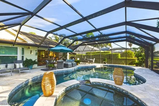 $1,125,000 | 254 Edgemere Way East, Naples, FL 34105