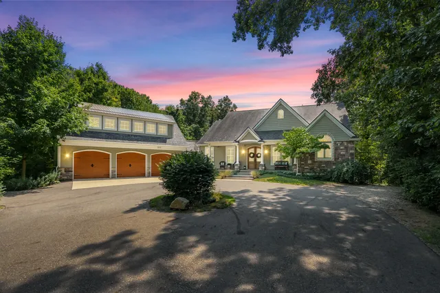 $1,050,000 | 8777 West Main Street, Kalamazoo, MI 49009