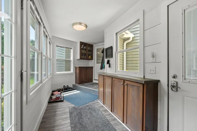 $1,050,000 | 8777 West Main Street, Kalamazoo, MI 49009