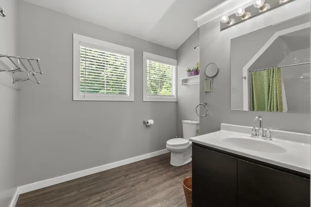 $1,050,000 | 8777 West Main Street, Kalamazoo, MI 49009