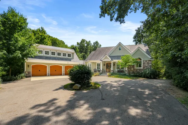 $1,050,000 | 8777 West Main Street, Kalamazoo, MI 49009