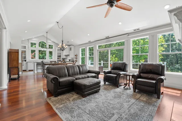 $1,050,000 | 8777 West Main Street, Kalamazoo, MI 49009