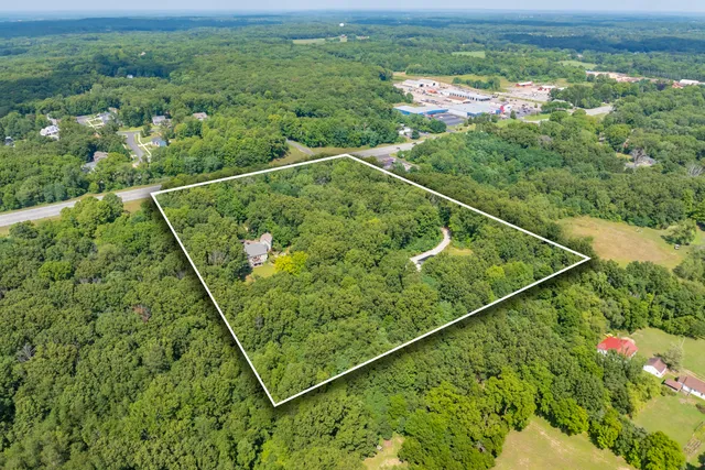 $1,050,000 | 8777 West Main Street, Kalamazoo, MI 49009