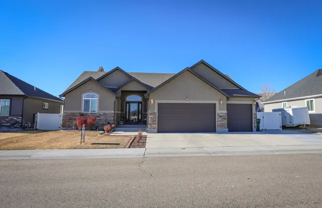 $579,900 | 906 Winchester Boulevard, Rock Springs, WY 82901