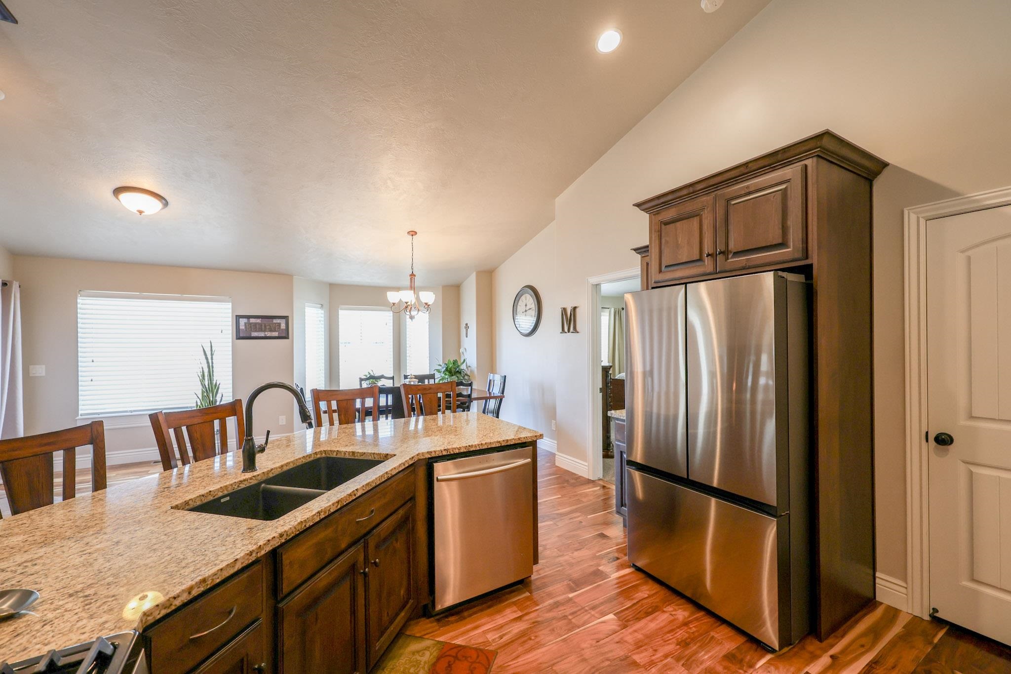 906 Winchester Boulevard Rock Springs, WY 82901 - Photo 11 of 46