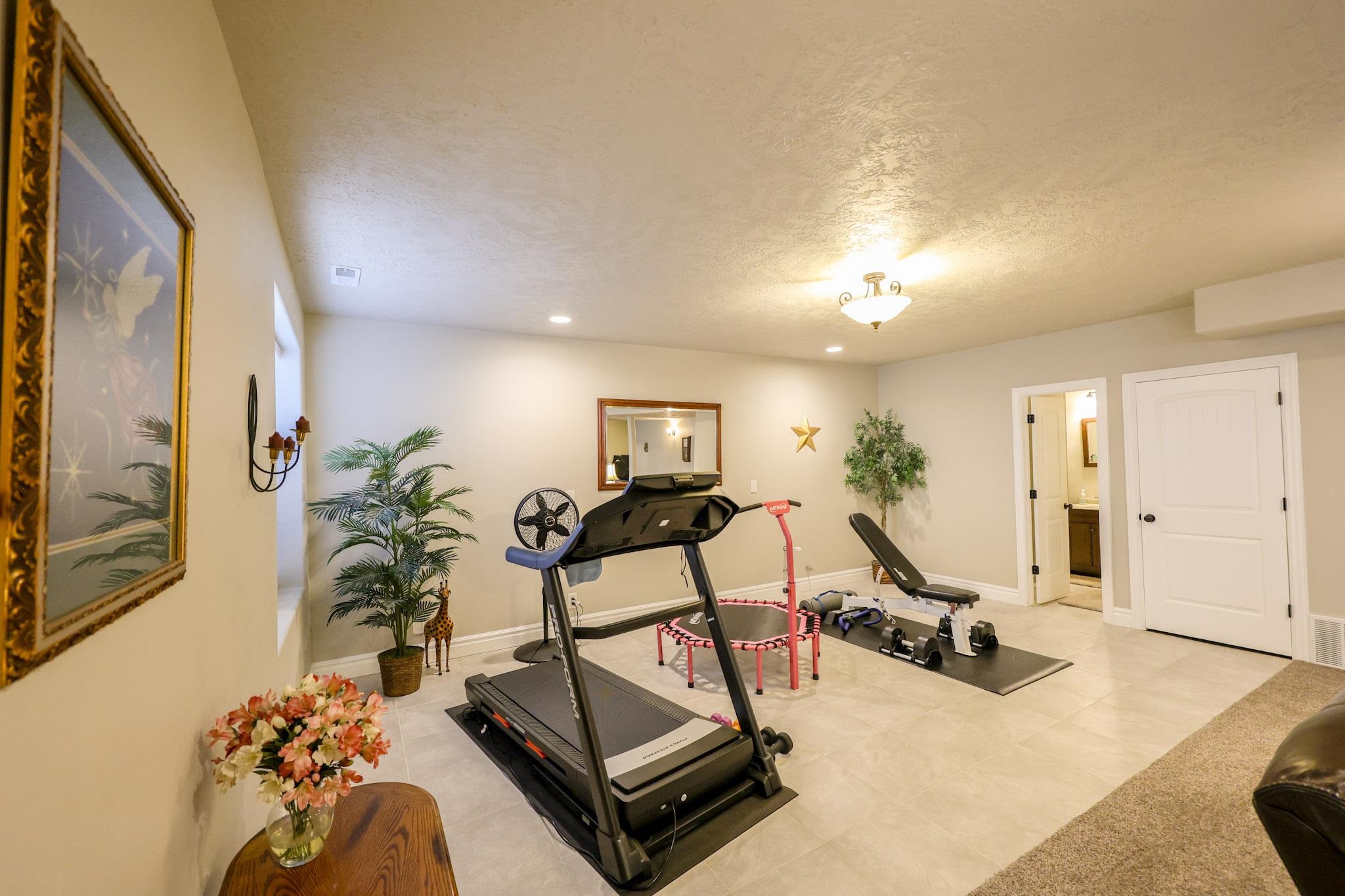 906 Winchester Boulevard Rock Springs, WY 82901 - Photo 32 of 46