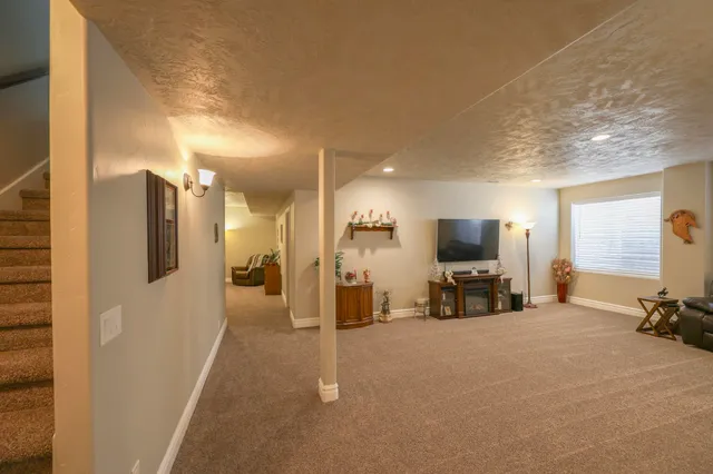 $579,900 | 906 Winchester Boulevard, Rock Springs, WY 82901