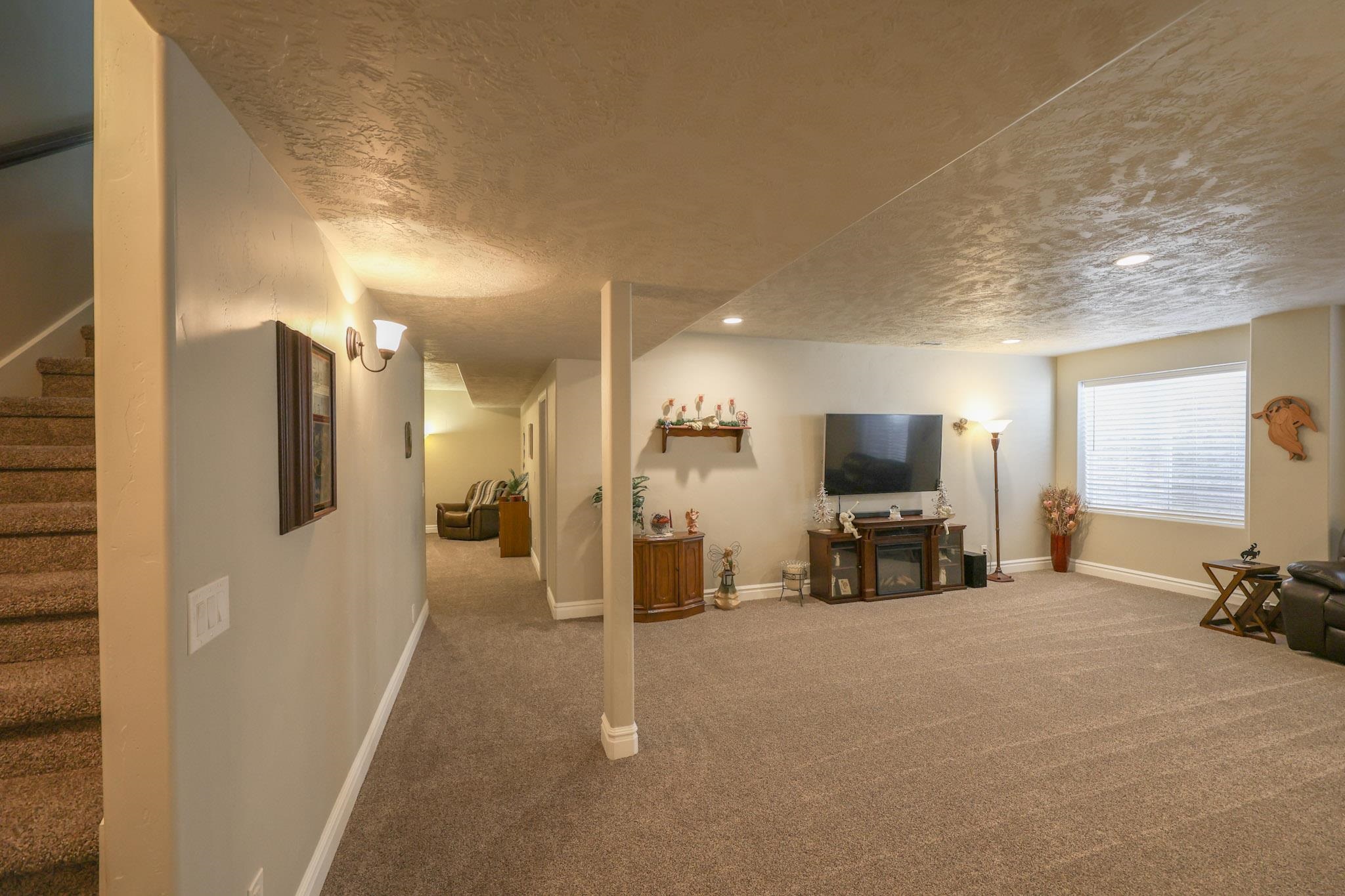 906 Winchester Boulevard Rock Springs, WY 82901 - Photo 35 of 46