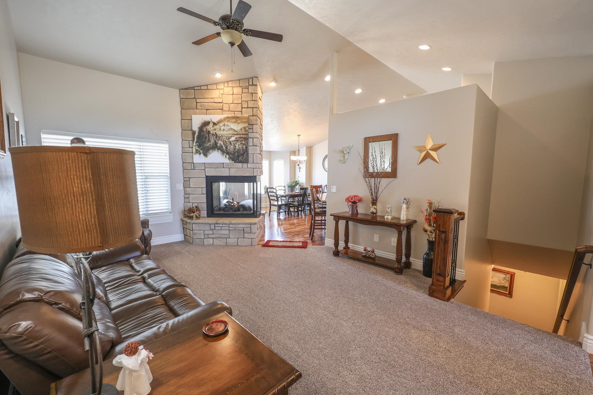 906 Winchester Boulevard Rock Springs, WY 82901 - Photo 5 of 46