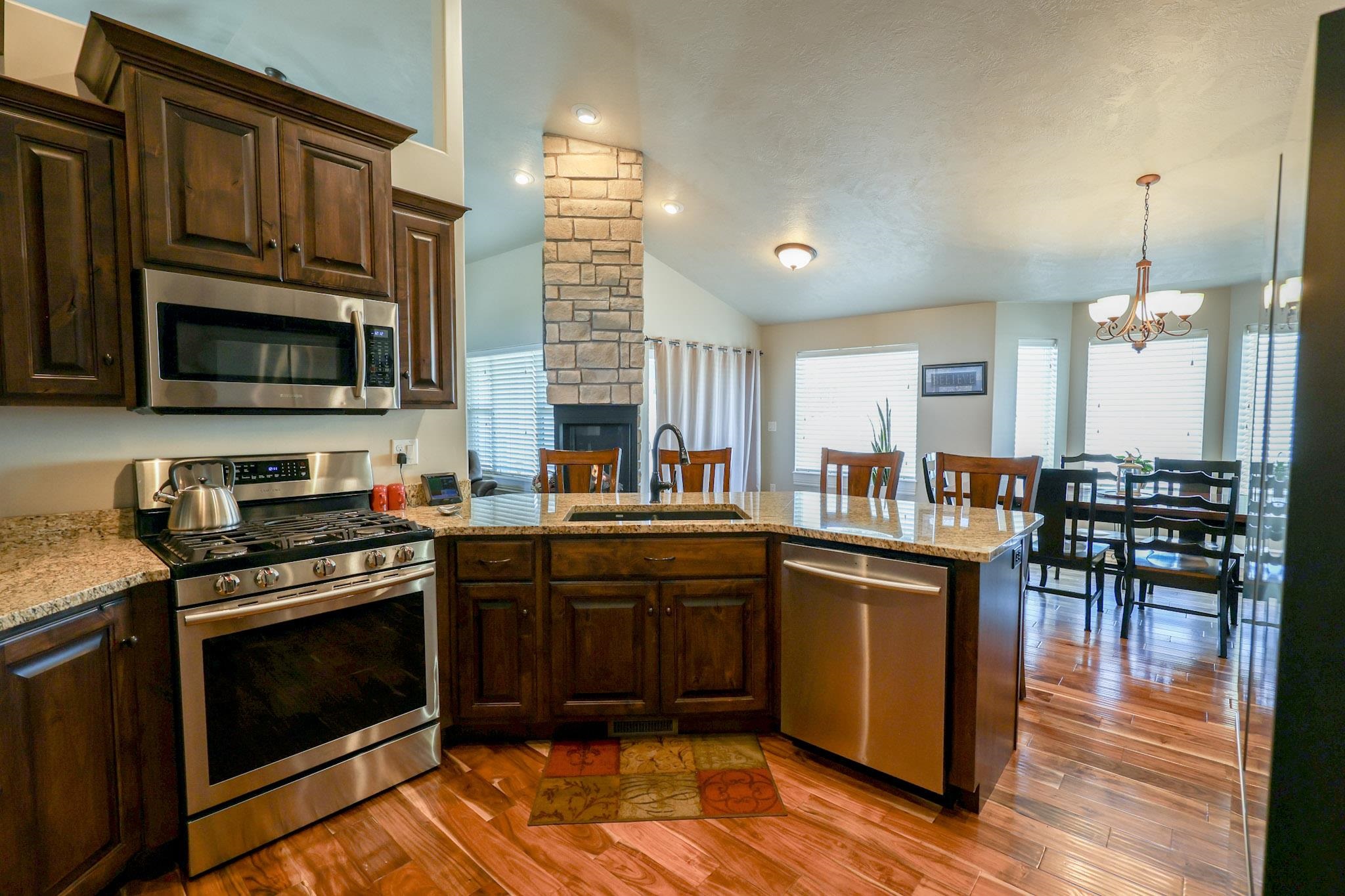 906 Winchester Boulevard Rock Springs, WY 82901 - Photo 9 of 46