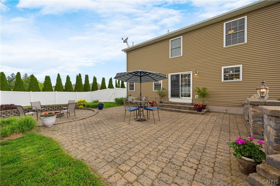 114 Willow Tree Terrace Oneida, NY 13421 - Photo 40 of 47