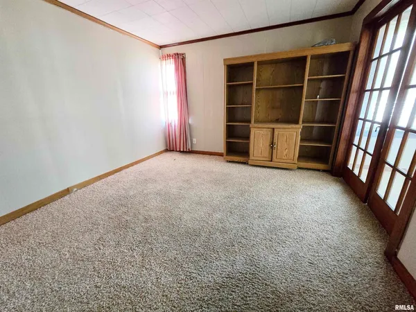 $69,000 | 900 South 16th Street, Herrin, IL 62948