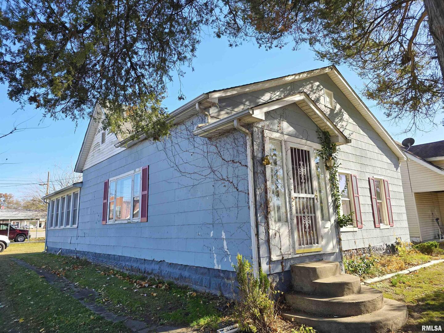 900 South 16th Street Herrin, IL 62948 - Photo 2 of 23