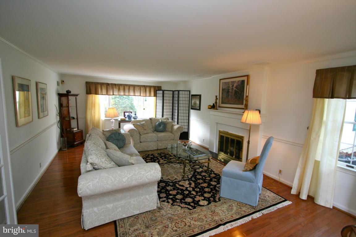 271 Little Creek Road Lancaster, PA 17601 - Photo 2 of 21