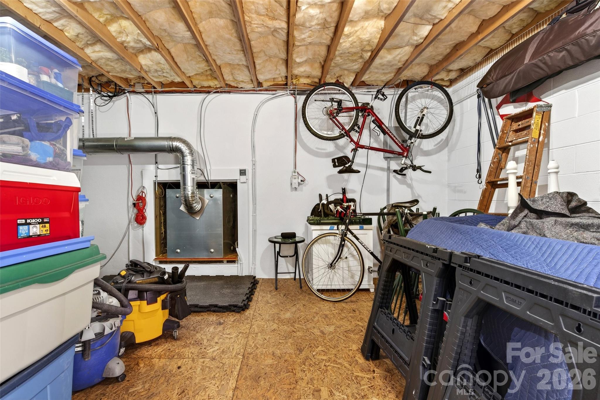 334 Harbor Lake Road Newland, NC 28657 - Photo 38 of 48 a view of a room with gym equipment