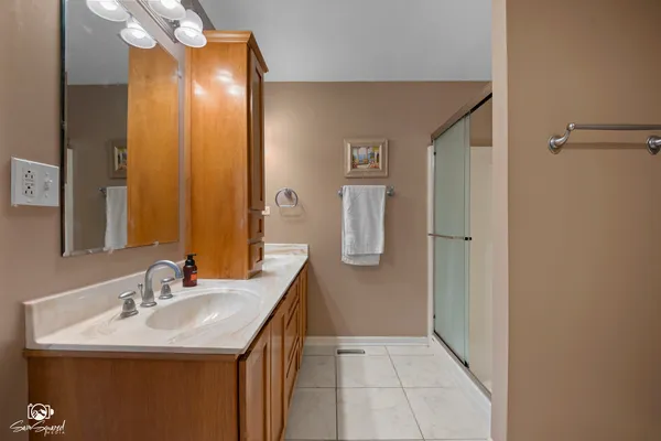 $374,500 | 1212 South Creek Drive, Manteno, IL 60950