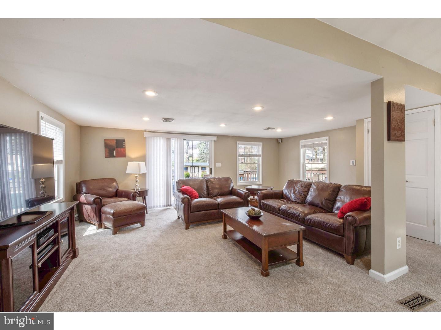 402 Rennard Drive Exton, PA 19341 - Photo 10 of 25 Family Room