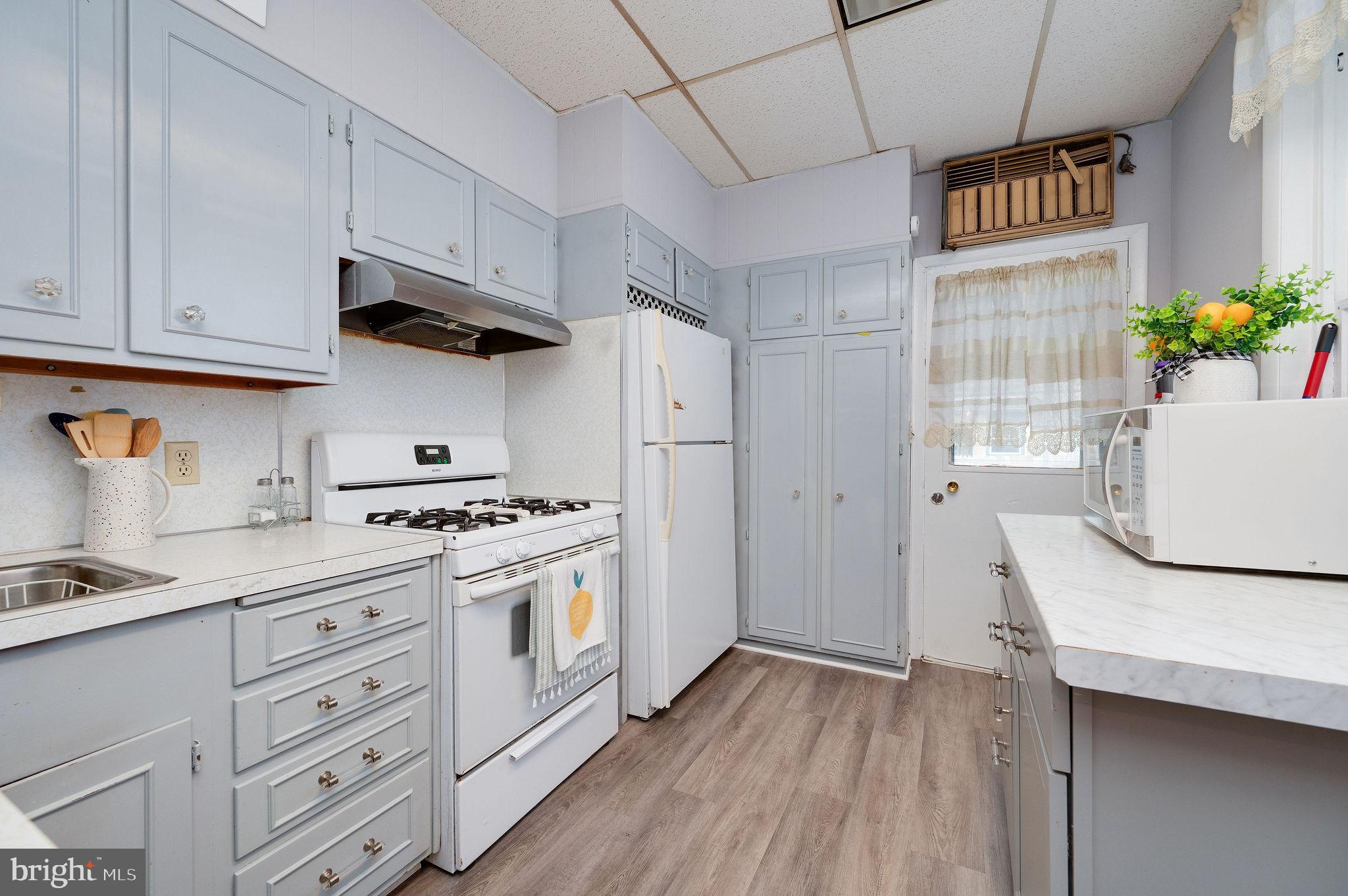 934 Spring Street Reading, PA 19604 - Photo 14 of 30