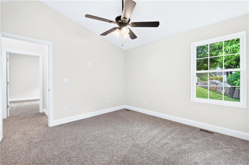 213 Reed Avenue Houston, PA 15342 - Photo 24 of 39