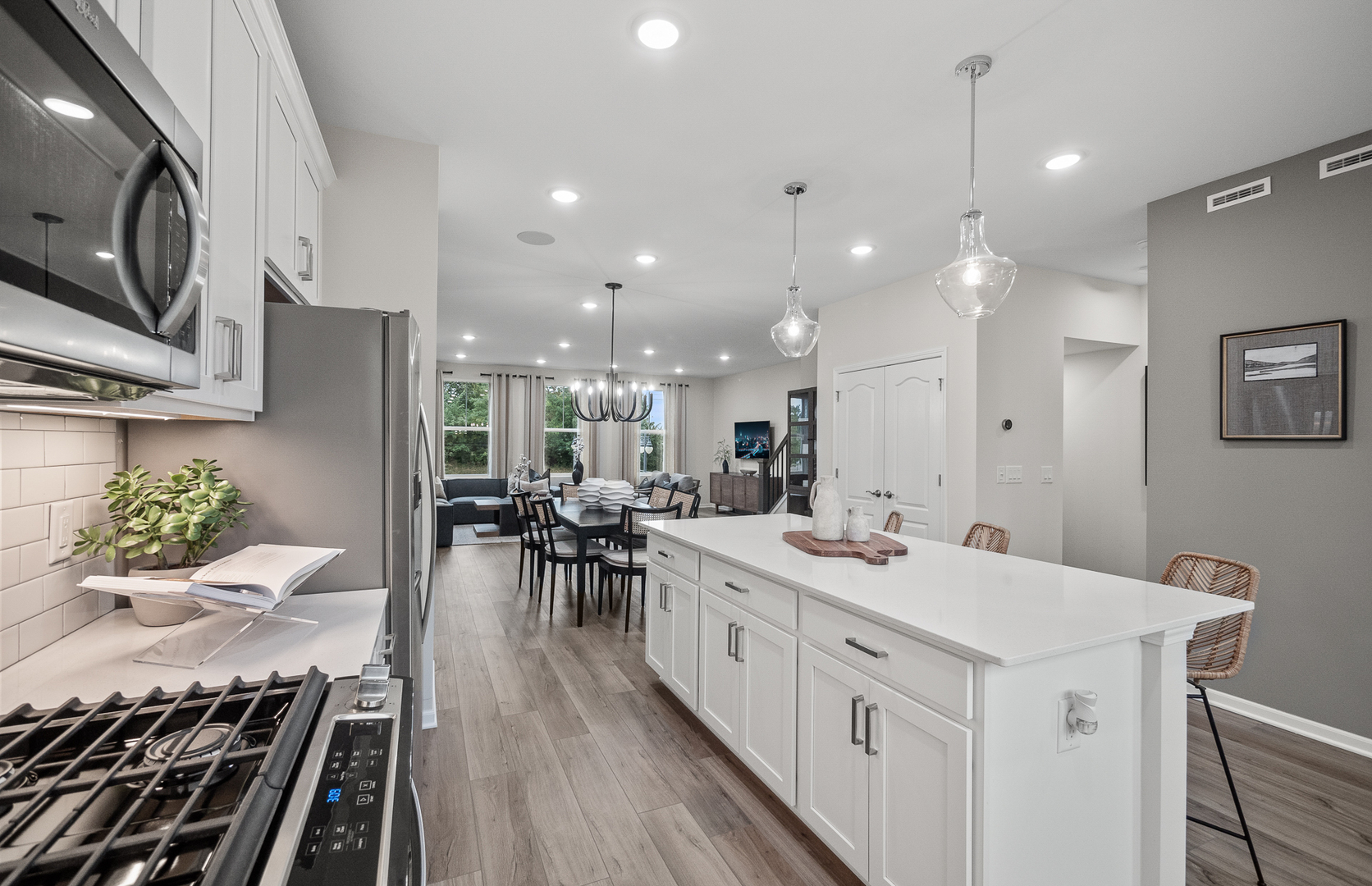 207 Mountain Interval Road, Unit 7230 Schaumburg, IL 60193 - Photo 4 of 20