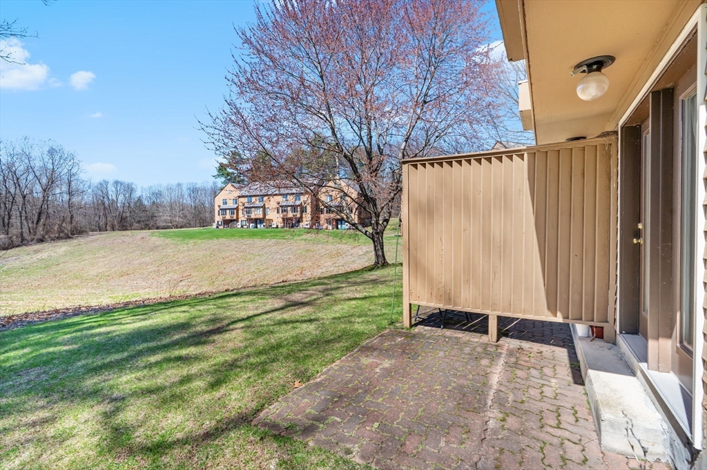 575 Bridge Road, Unit 113 Northampton, MA 01062 - Photo 11 of 40 Gallery Image 11
