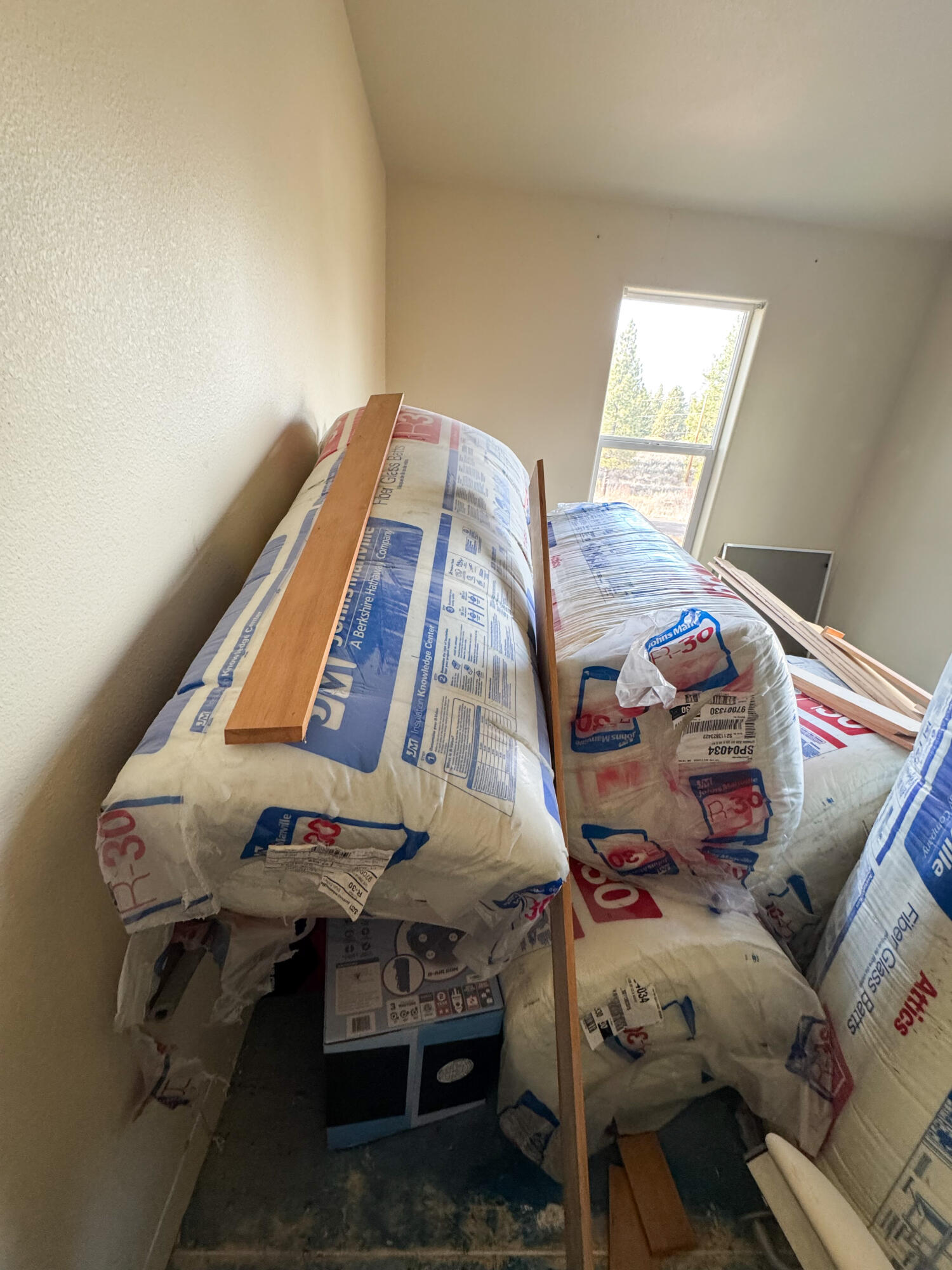 3218 Shoreview Drive Chiloquin, OR 97624 - Photo 12 of 16 secondary (full of insulation)