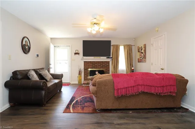 $219,900 | 1711 Hanover Court, High Point, NC 27265