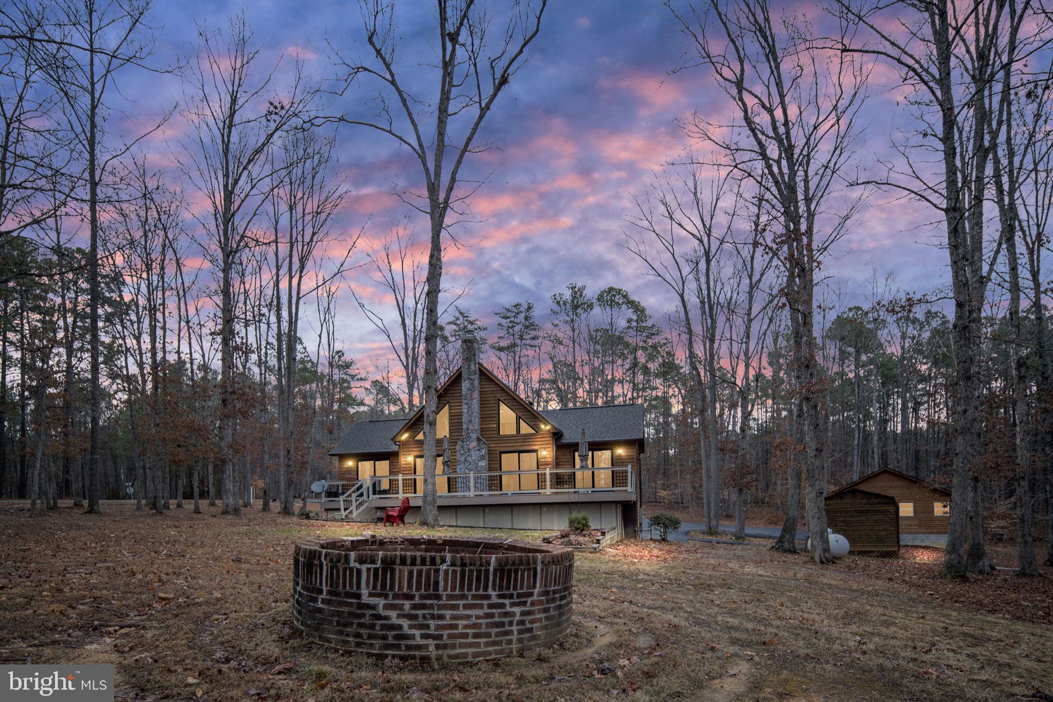 10706 Ropers Run Bumpass, VA 23024 - Photo 2 of 93