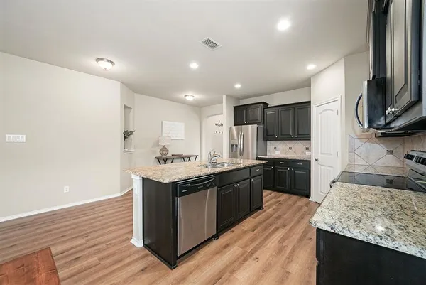 $310,000 | 1720 Cross Creek Lane, Cleburne, TX 76033