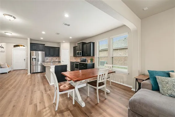 $310,000 | 1720 Cross Creek Lane, Cleburne, TX 76033