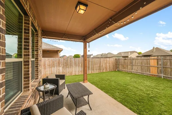 $310,000 | 1720 Cross Creek Lane, Cleburne, TX 76033