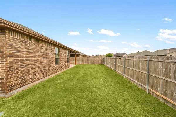 $310,000 | 1720 Cross Creek Lane, Cleburne, TX 76033