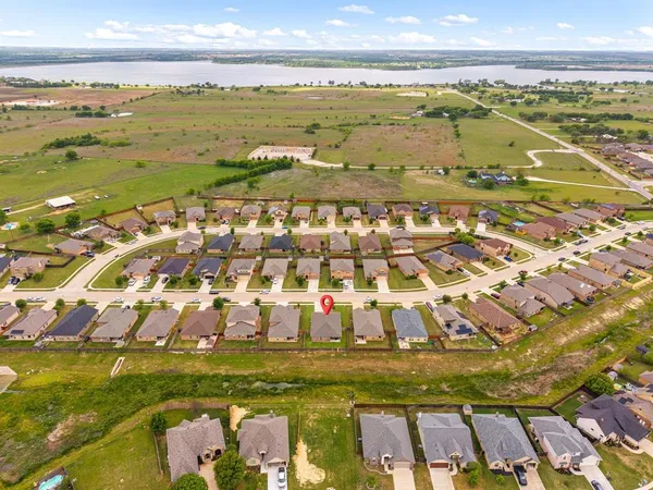 $310,000 | 1720 Cross Creek Lane, Cleburne, TX 76033