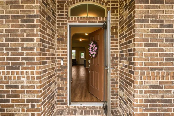 $310,000 | 1720 Cross Creek Lane, Cleburne, TX 76033