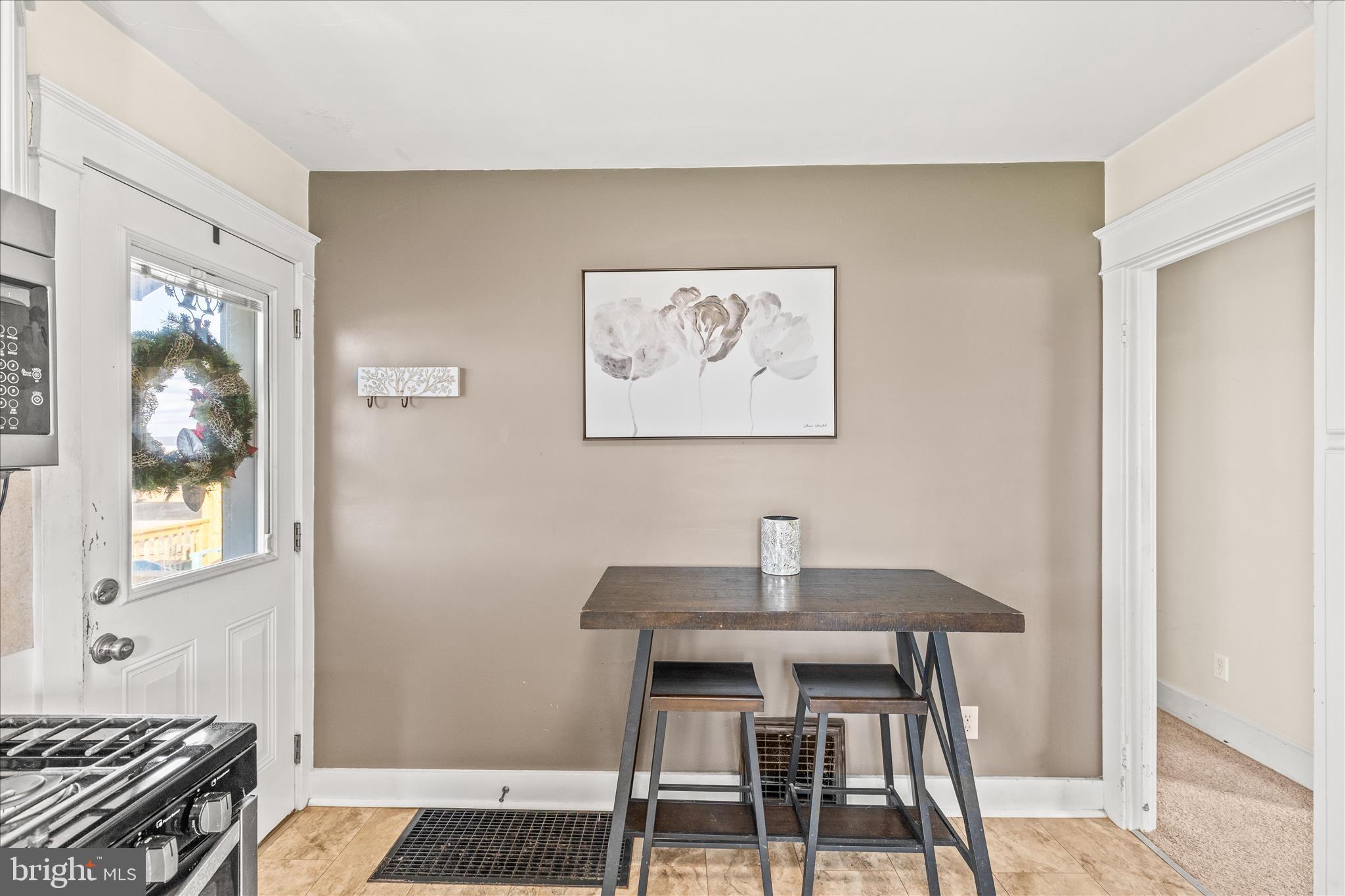 2960 Hanover Pike Hanover, PA 17331 - Photo 10 of 38 a workspace with furniture and window