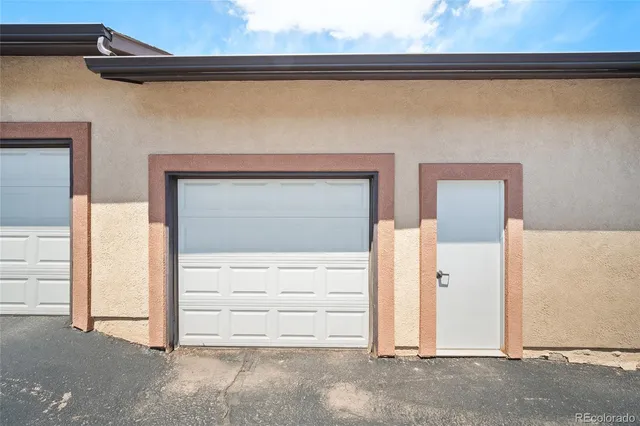 a view of a room with drop ceiling