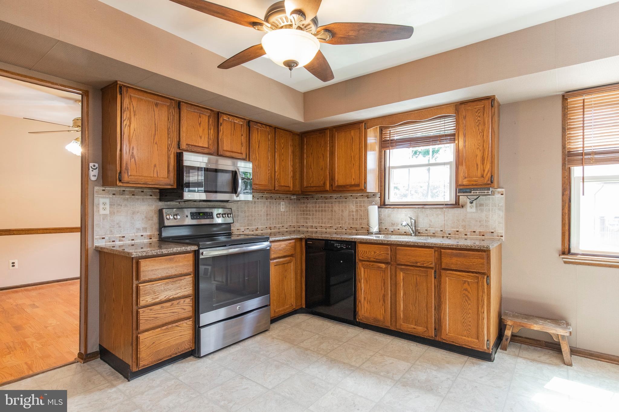 1106 Church Road Springfield, PA 19064 - Photo 9 of 32 Kitchen