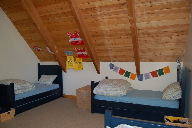 5281 Palisade Road Soda Springs, CA 95728 - Photo 8 of 9 Gallery Image 8