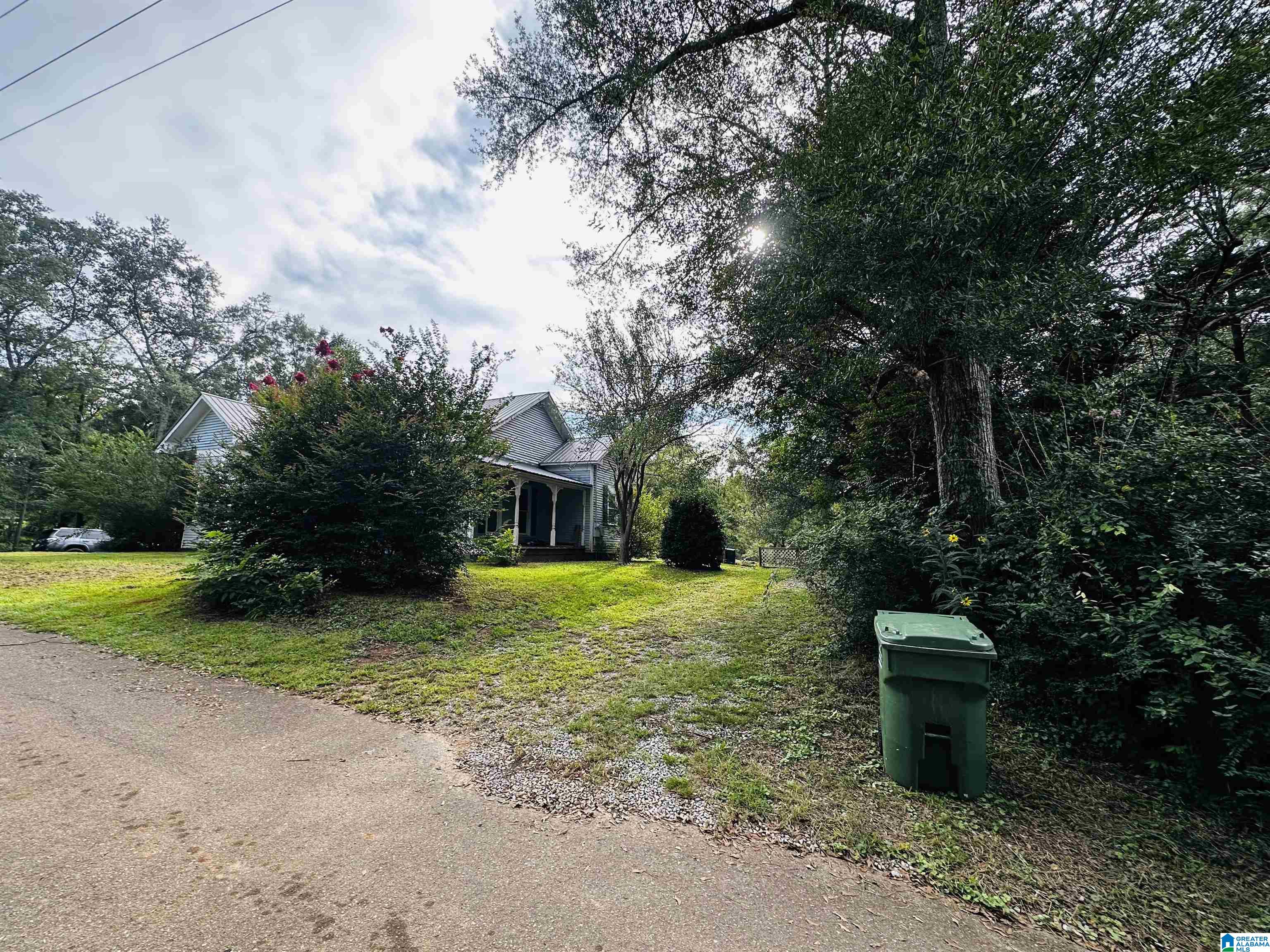 449 Knowles Avenue Lineville, AL 36266 - Photo 8 of 44
